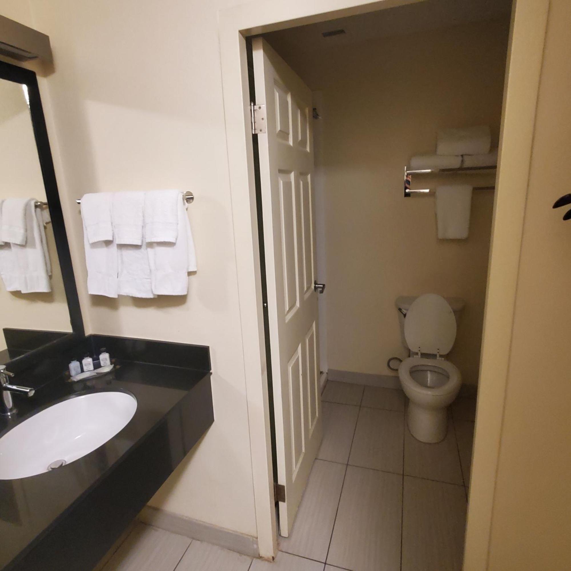 Rodeway Inn Macon Eksteriør bilde